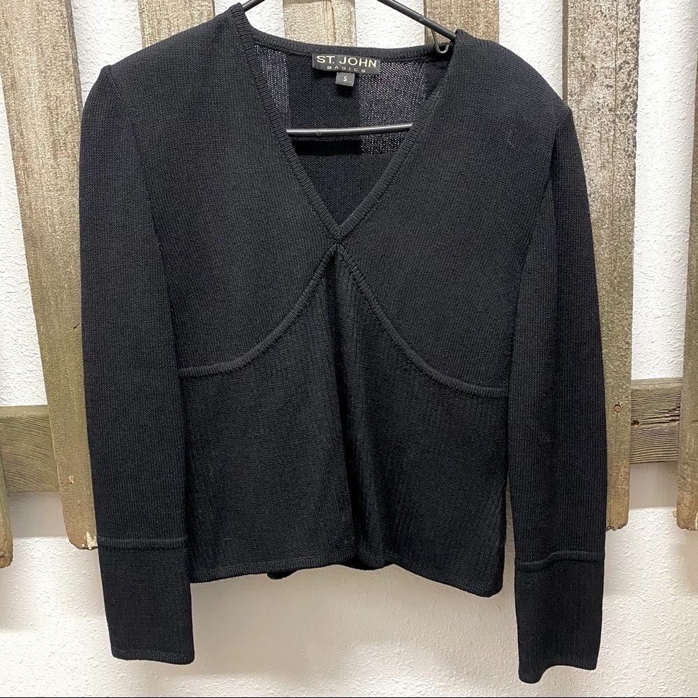 ST. JOHN BLACK V-NECK SWEATER NEW SMALL